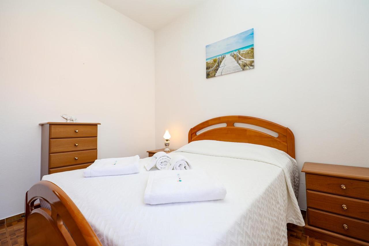 B91 - Bairro Apartment In Лагос Екстериор снимка