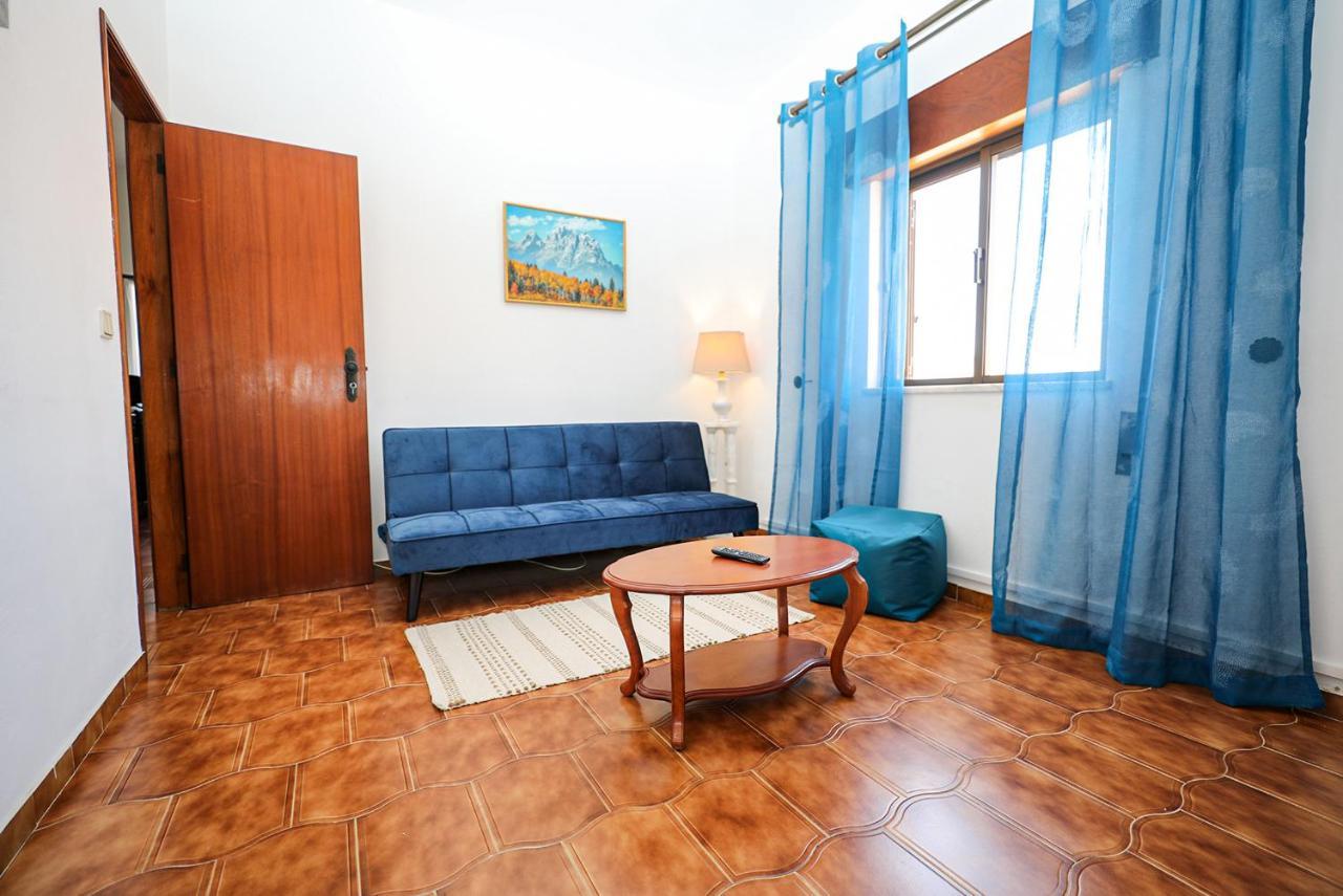 B91 - Bairro Apartment In Лагос Екстериор снимка