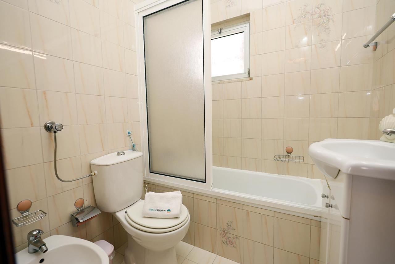 B91 - Bairro Apartment In Лагос Екстериор снимка